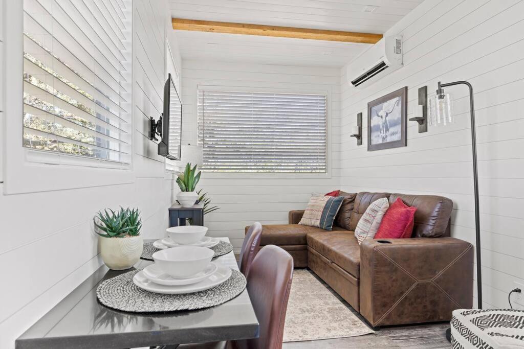 New! The Texas Longhorn-Luxury Container Home Φρέντερικσμπεργκ Εξωτερικό φωτογραφία