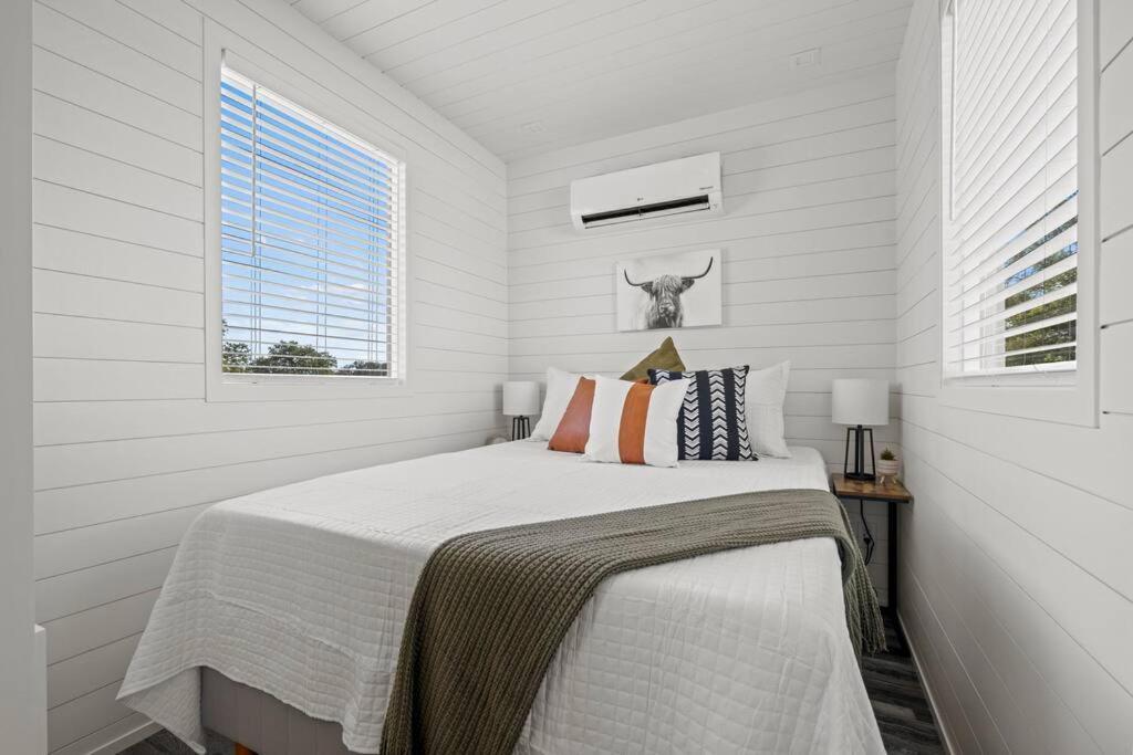 New! The Texas Longhorn-Luxury Container Home Φρέντερικσμπεργκ Εξωτερικό φωτογραφία