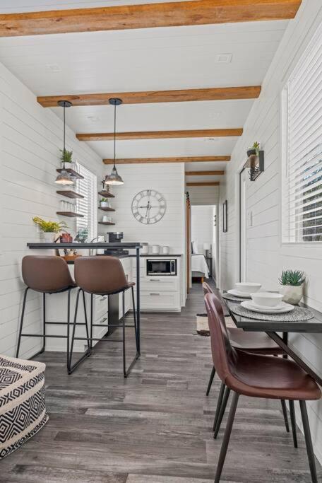New! The Texas Longhorn-Luxury Container Home Φρέντερικσμπεργκ Εξωτερικό φωτογραφία