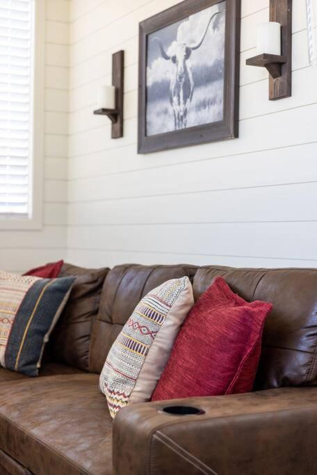 New! The Texas Longhorn-Luxury Container Home Φρέντερικσμπεργκ Εξωτερικό φωτογραφία